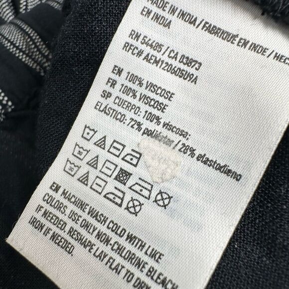 EUC Women’s Black and White Striped Elastic Waist Casual Ankle Pants - Size L - Picture 3 of 4